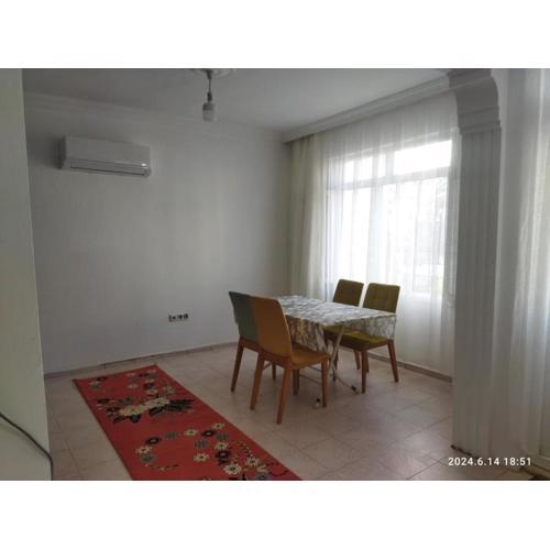 Modern Flat Walk to Shops, Cafes Harbour