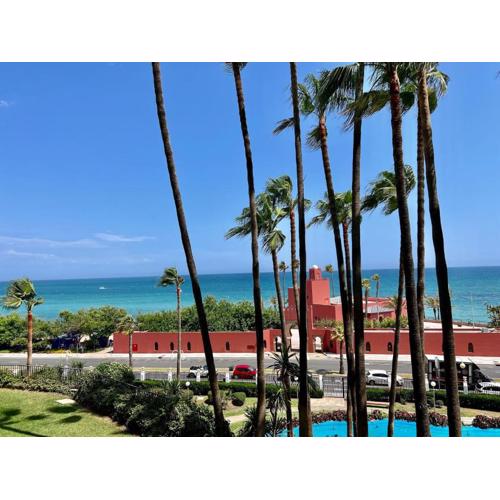 Modern Front Sea View Apartment in BenalBeach