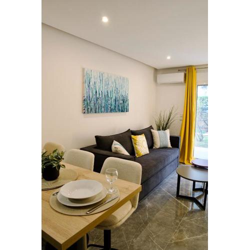 Modern Garden Apt 2BR in Vibrant Nea Smirni