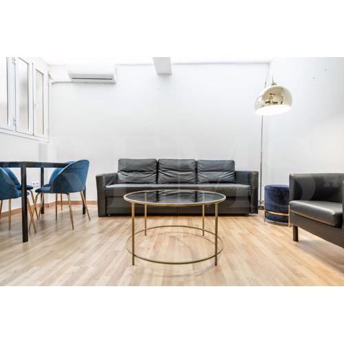 Modern gem in heart of Málaga, near sights REMS