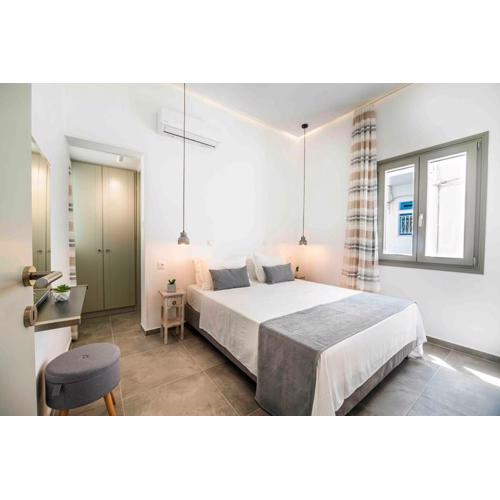 Modern Getaway in Parikia