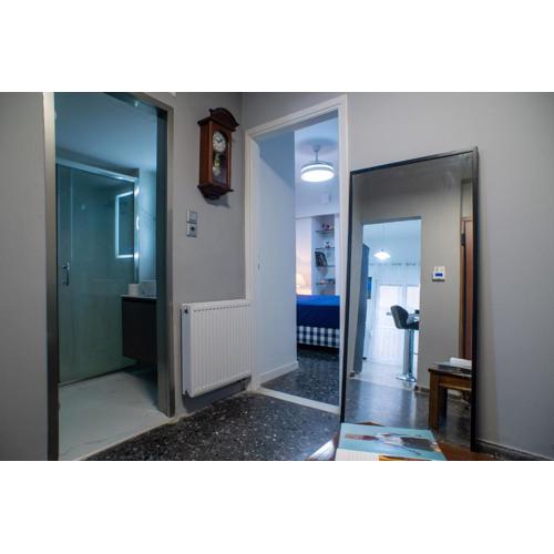 Modern-Lux Central 1 Bedroom Condo
