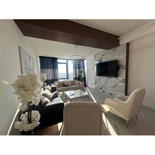 Modern Luxury apt at Sinpas Queen