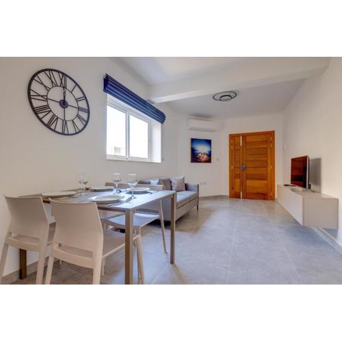 Modern Maisonette in a Central Location