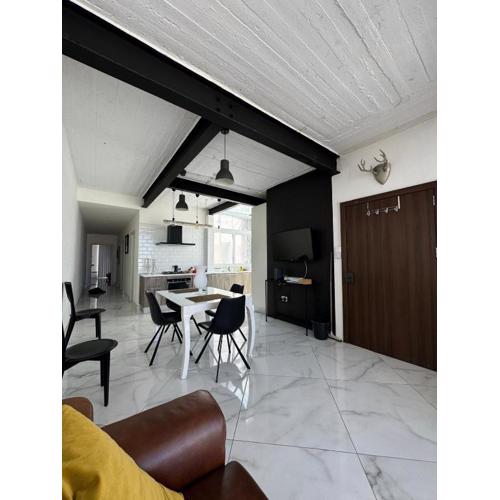 Modern Penthouse In Gzira