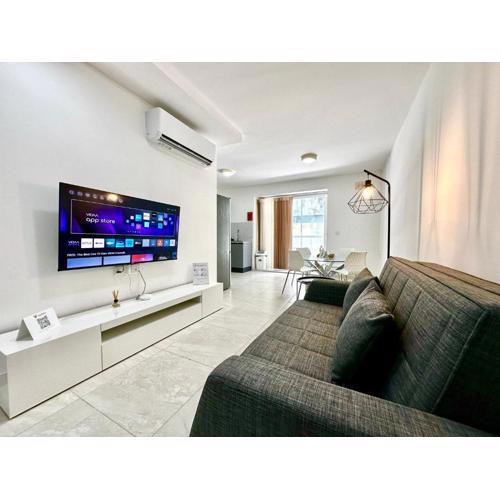 Modern Retreat in the heart of St Julians