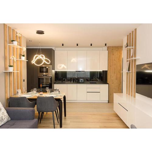 Modern Seaside Retreat 1BD Apartments by Flat Mаnager