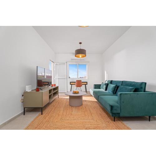 Modern seaview apartment in the heart of Agia Napa