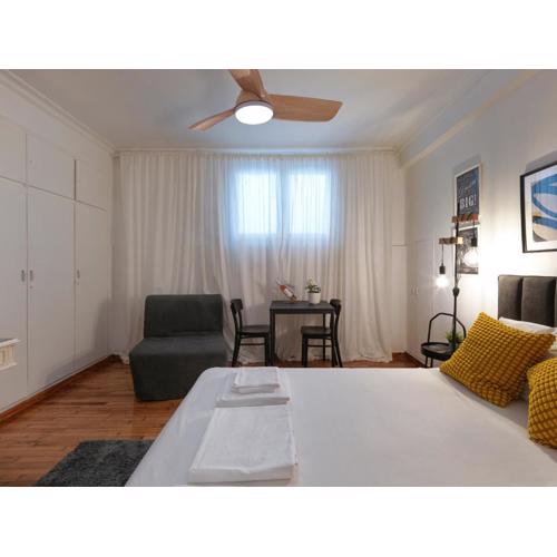 Modern Semi Basement in Kolonaki