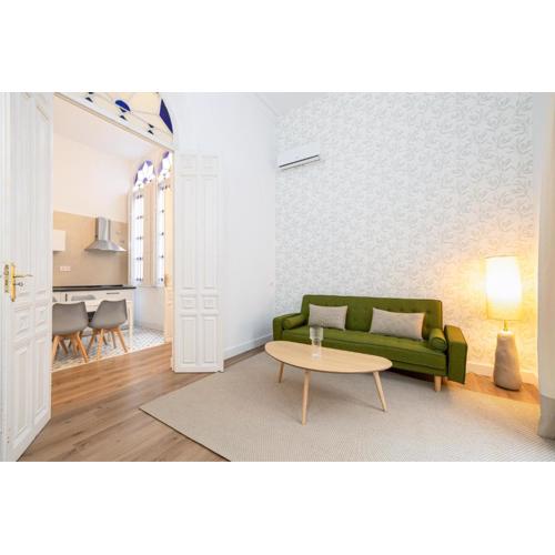 Modern & Spacious -1Bedroom-Center