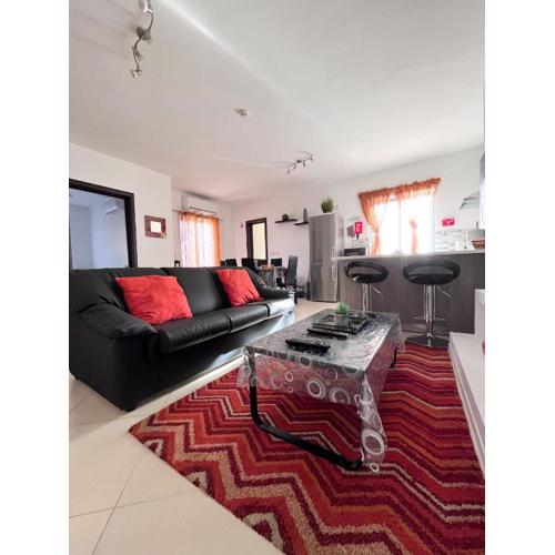 Modern Spacious 2BD Penthouse with 2 Terraces - Close to Luqa Airport
