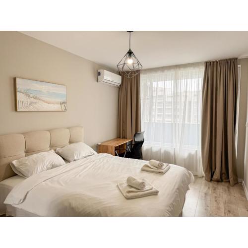 Modern & Spacious Two-Bedroom Apartment