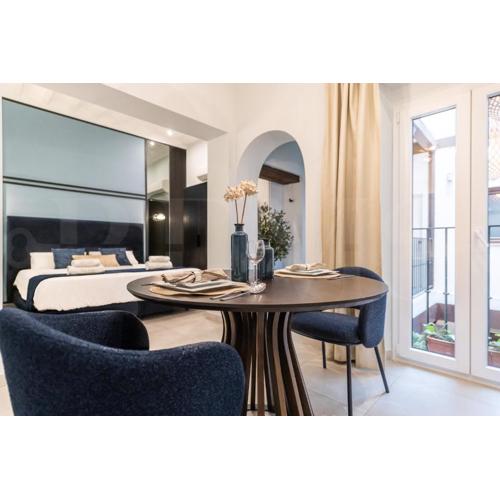 Modern studio in the heart of Malaga by REMS