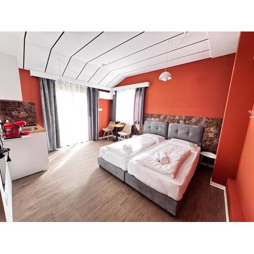 Modern Studio Nr 10 private Kitchenette and Bathroom