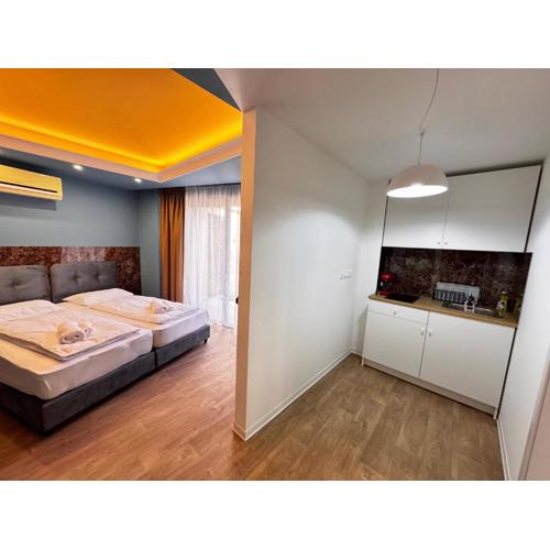 Modern Studio Nr5 private Kitchenette and Bathroom