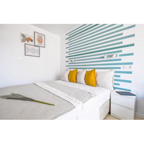 Modern Studios - Meters away from the beach