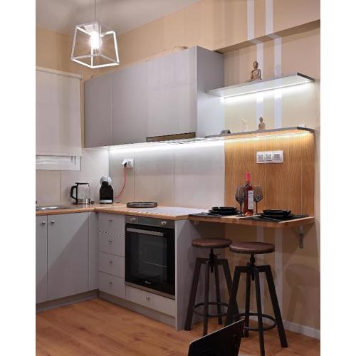 Modern Two Bedroom Apartment At Koukaki