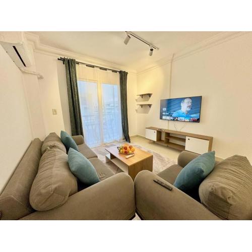 Modern2BR Amazing GardenView & Self Checkin at Madinaty
