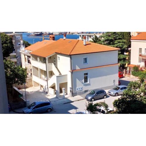 Moderne Ferienwohnung Dunja in Pula