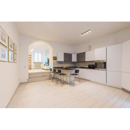 Moderno Appartamento Grande Comfort Como