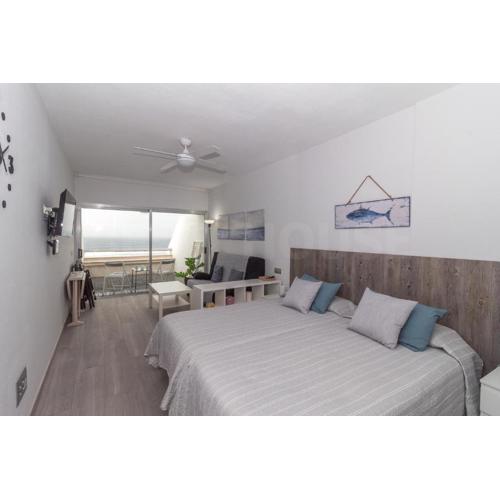 Moderno Estudio con terraza en Las Canteras