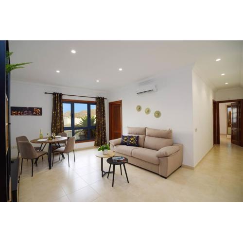 Moderno y elegante Apartamento céntrico con Balcón