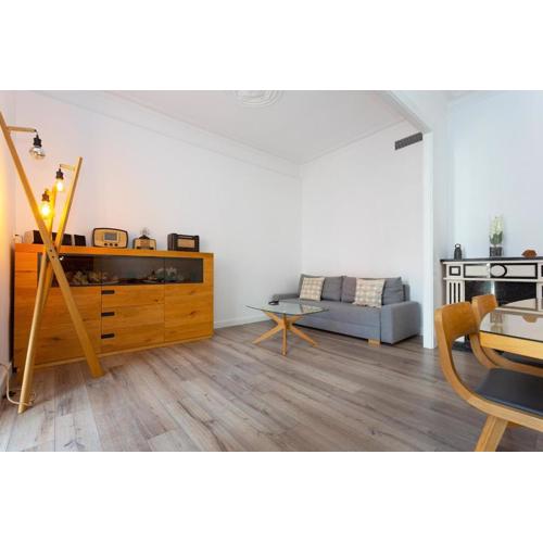 Moderno y espacioso apartamento en Calle Mallorca
