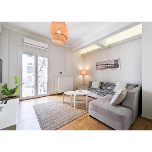 Modern&Quiet 2BD apt on a pedestrian
