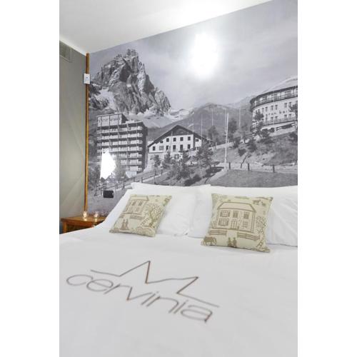 Mollino Rooms