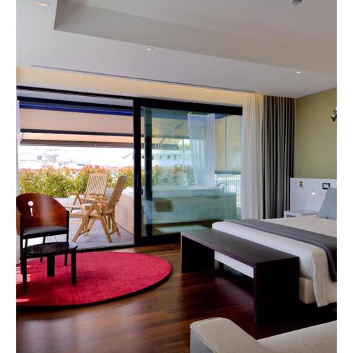 Monaco Suites Hotel