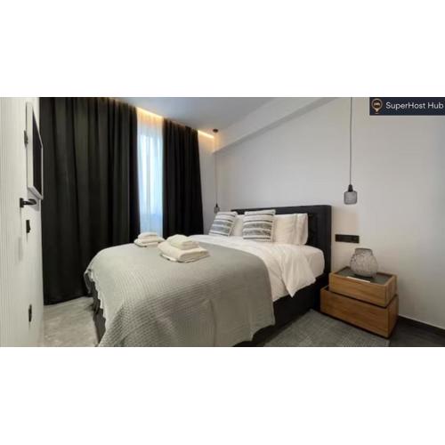 Monastiraki 513 SuperHost Hub