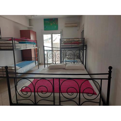 Monastiraki apartment near Acropolis