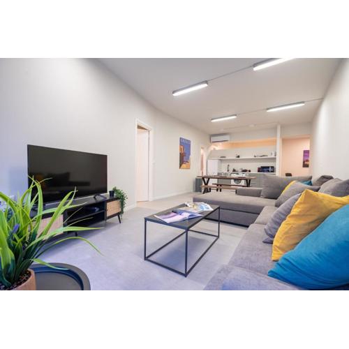 Monastiraki metro st 2 bedrooms 6 pers by MPS
