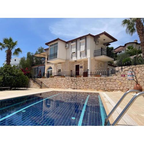 Monix Homes-Villa Magic Garden