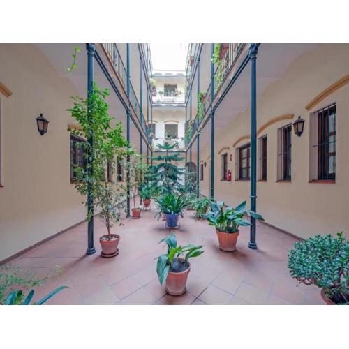 MonKeys Apartments Castilla Triana