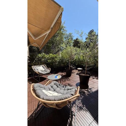 Monvi Luxury Suites near Bačvice beach and old town