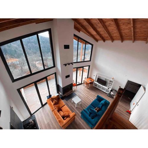 Moonislandtr mountain house iznik