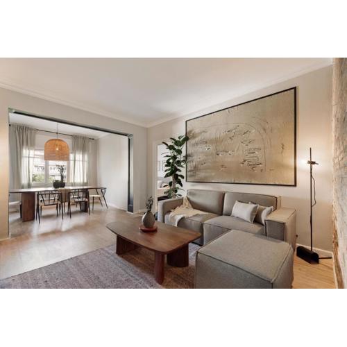 Morell - 3 bedroom and office in Eixample Esquerra