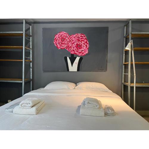 Mosaikon Guesthouses #Vasilikis Str