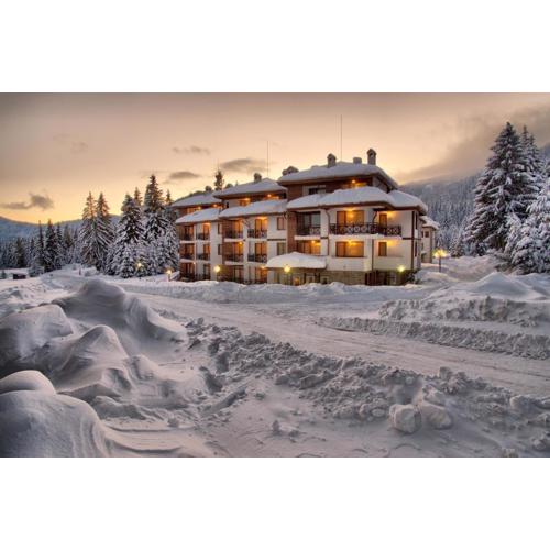 Mountain Lake Hotel