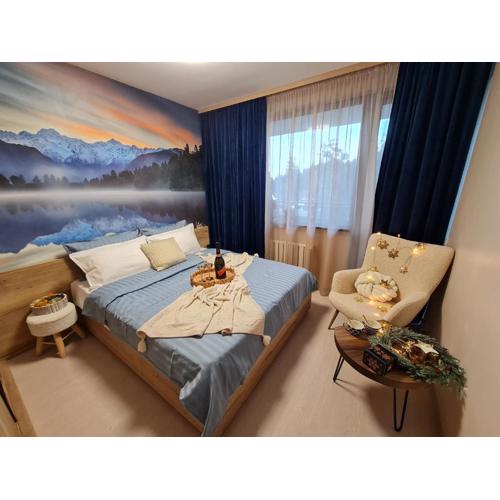 Mountain Peak Apartment