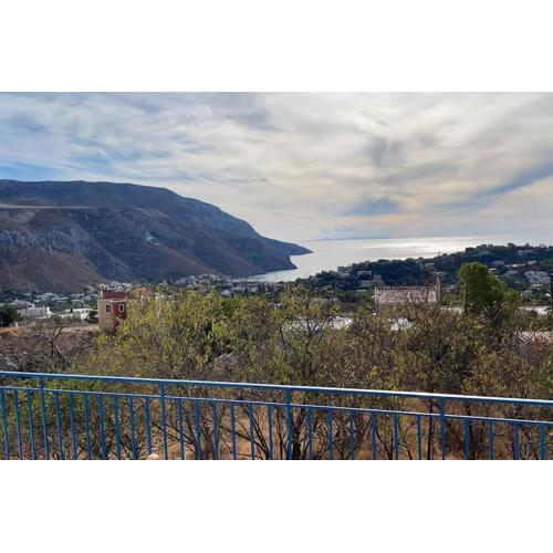 Mountain Villa with sea view