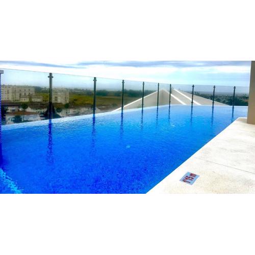 MTR Marbella Temporary Rent Apto 2 dormitorios Zona Chill Out y Gym