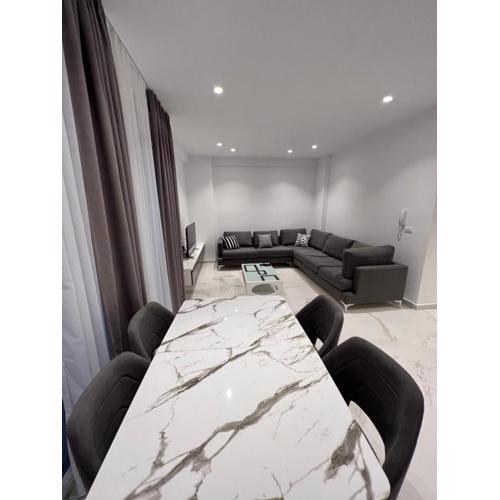Mumbas Apartment 2