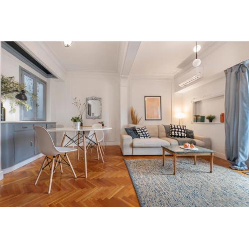 Museum Apartment - Fix B, Athens