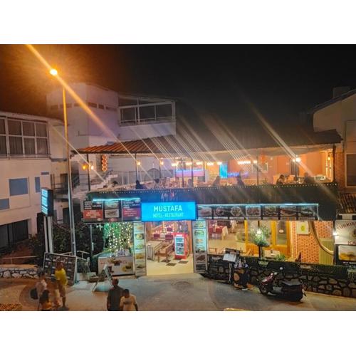 Mustafa Hotel