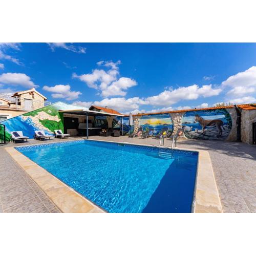 MY DALMATIA - Holiday home Nadalina with private pool and jacuzzi