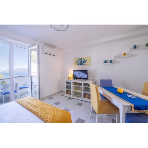 My home Capri F