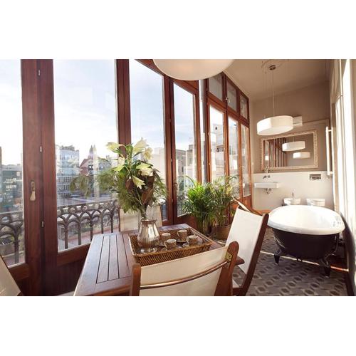 My Space Emirates - Apartments in Rambla de Catalunya