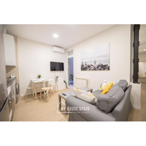 MyHouseSpain - Acogedor piso con patio en Chamberi